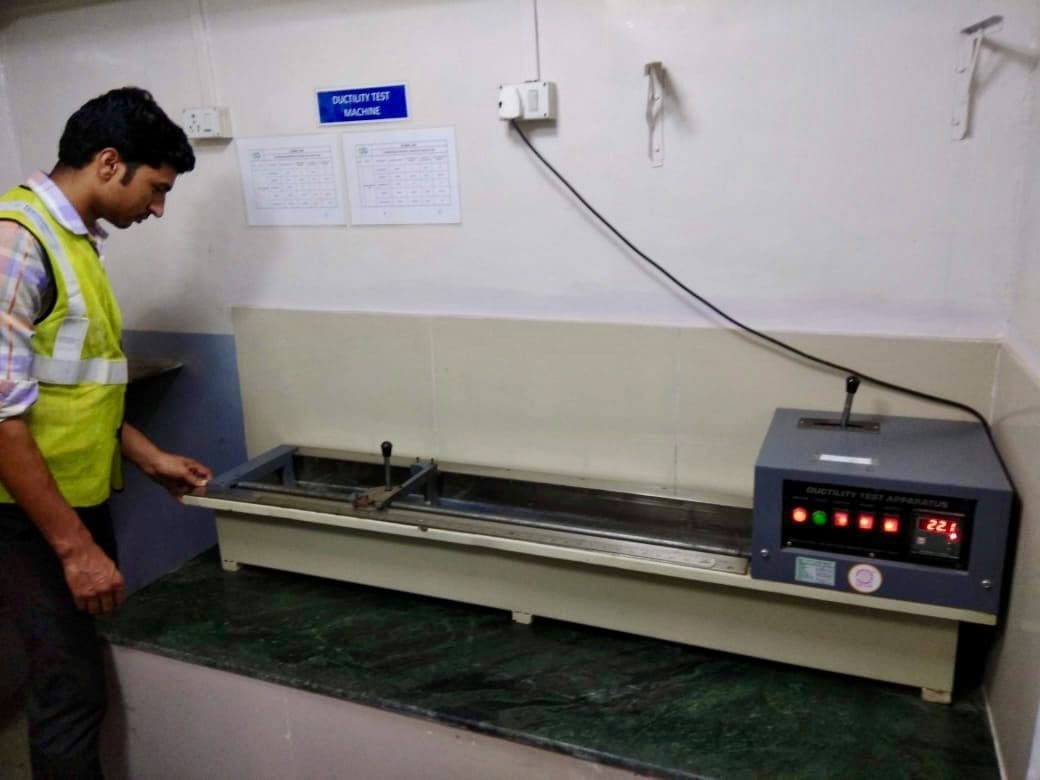 Bitumen Briquette in Ductility Machine